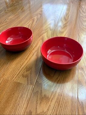 2 Le Creuset San Francisco Coupe Cerise Red 770ml Cereal Bowls